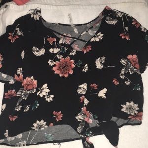 Black floral crop top